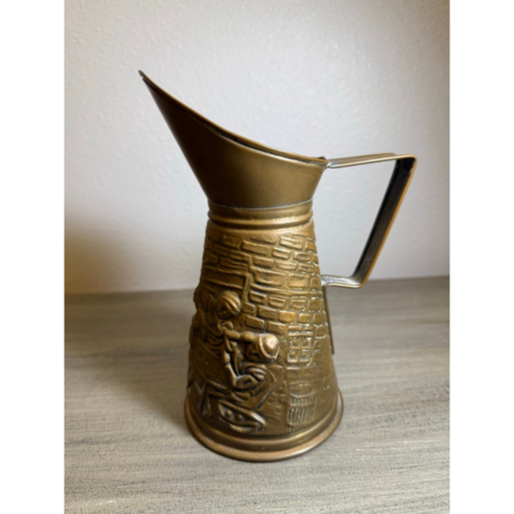 vintage Peerage brass pitcher embossed English pub scene, made in England